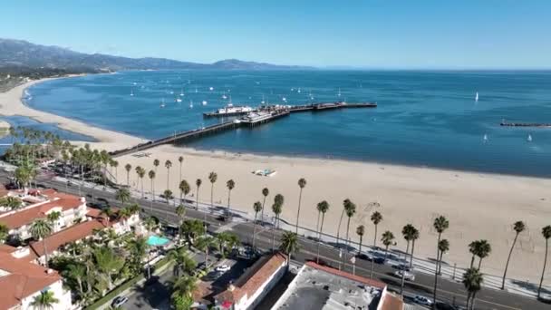Tengerparti Jelenet Santa Barbarában Kaliforniában Természet Turizmus Utazás Napsütéses Tájkép — Stock videók