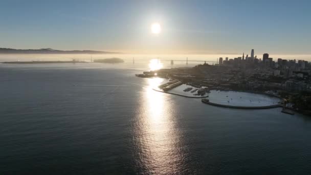 Salida Del Sol Sobre Agua San Francisco California Estados Unidos — Vídeo de stock