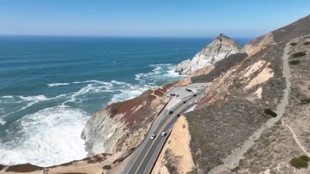 Coastal Road Highway 캘리포니아 캘리포니아의 도로에서 역사적인 바닷가 Coastal Road — 비디오