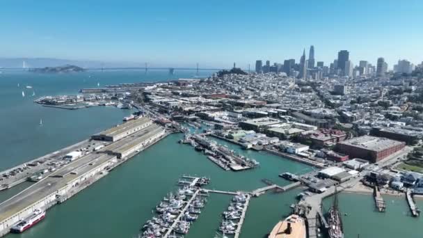 Θέα Στο Λιμάνι Του Σαν Φρανσίσκο Στην Καλιφόρνια Των Ηνωμένων — Αρχείο Βίντεο