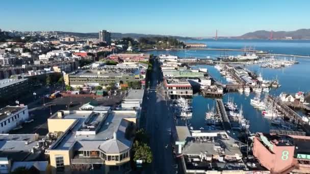 位于美国加州旧金山的渔民码头 高楼建筑 美国加州旧金山渔民码头 Fishermanwharf — 图库视频影像