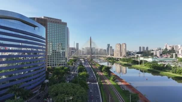 Kabelbrug Bij Sao Paulo Brazilië Stadsgezicht Brug Verkeersweg Paulo Brazilië — Stockvideo