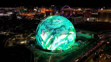 Las Vegas Sphere Nevada 'da Las Vegas' ta. Tarihi Turizm Seyahati. Aydınlatılmış Las Vegas Skyline. Las Vegas Küresi Nevada 'da Las Vegas' ta.