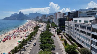 Rio de Janeiro Rio de Janeiro 'daki Ipanema Plajı. Plaj manzarası. Paradisiac Manzarası. Rio De Janeiro Brezilya. Tropik seyahat. Rio de Janeiro 'da Ipanema Plajı Rio de Janeiro Brezilya.