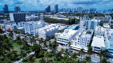Miami Beach Florida 'da. Miami Beach Birleşik Devletleri. Florida Eyaletindeki Miami Beach sahil manzarası. Seyahat güzergahı. Tropik seyahat.