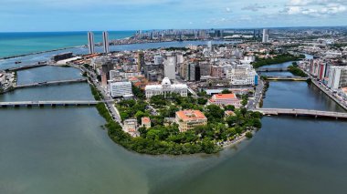 Pernambuco Brazil Recife 'deki heykel parkı. Şehir peyzajı. Şehir merkezi arka planı. Şehir Bölgesi. Metropolis Binaları. Recife Pernambuco Brezilya 'daki Heykel Parkı.
