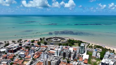 Paraiba Brezilya 'daki Joao Pessoa' da sahil manzarası. Deniz Burnu Manzarası. Sahil şehri. Şehir merkezinden. Şehir manzarası arka planı. Joao Pessoa 'daki sahil manzarası Paraiba Brezilya.