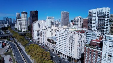 Buenos Aires Arjantin 'de Recoleta. Arjantin şehir merkezinde geniş bir turizm manzarası var. Turizm simgesi. Şehir merkezinin dışında. Buenos Aires 'in şehir manzarası.