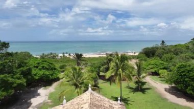 Trancoso Bahia Brezilya 'daki Trancoso Kilisesi. Ortaçağ Kilisesi. Doğa manzarası. Bahia Brezilya. Turizm arka planı. Trancoso Bahia 'daki Trancoso Kilisesi. Brezilya Keşif Sahili.