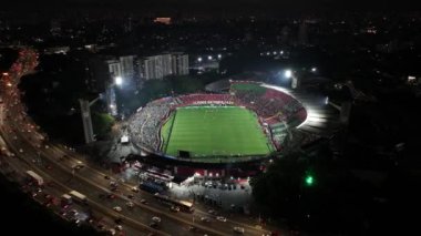 Sao Paulo Brezilya 'daki Canide Stadyumu. City Night Scape 'de. Futbol stadyumu. Sao Paulo Brezilya. Futbol sahası. Sao Paulo Sao Paulo Brezilya 'daki Canide Stadyumu.