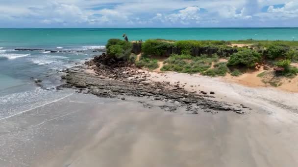 グランデ ノルテ ブラジルでサンミゲル ゴストソでTourinhosビーチ 海辺の風景 海岸砂丘 自然の美しさ グランデ ノルテ ブラジルでサンミゲル — ストック動画