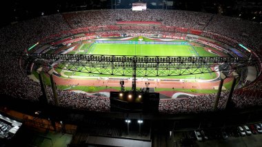 Sao Paulo Brezilya 'daki futbol stadyumu. Şehir Manzarası Gecesi. Spor Etkinliği. Sao Paulo Brezilya. Futbol stadyumu. Sao Paulo Sao Paulo Brezilya Futbol Stadyumu.