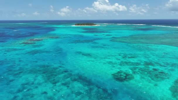 Karayip Adası Kolombiya Daki San Andres Jonhny Cay Plaj Manzarası — Stok video