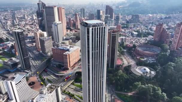 位于哥伦比亚首都波哥大市中心的城区 高楼景观 城市景观背景 波哥大 哥伦比亚首都特区 市中心的城市 城市户外 — 图库视频影像