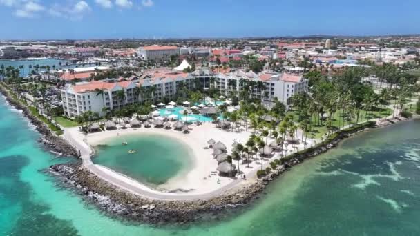 Hollanda Nın Karayipler Kenti Aruba Daki Oranjestad Sahilindeki Tatil Köyünde — Stok video