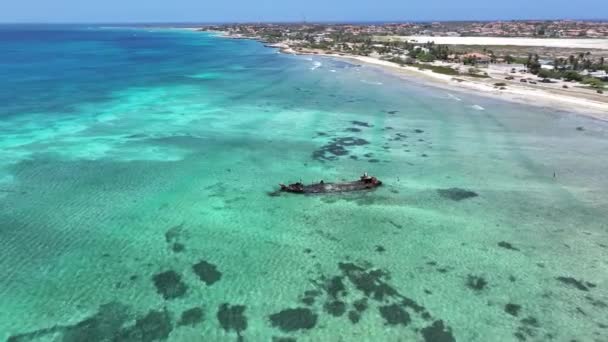 Hollanda Karayipler Deki Oranjestad Gemi Enkazı Plaj Manzarası Karayip Cenneti — Stok video