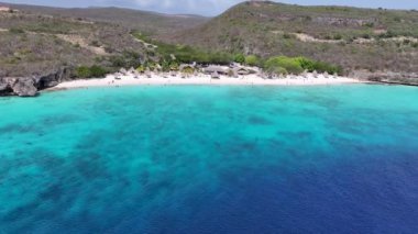 Hollanda, Willemstad 'daki Cas Abao Plajı Curacao. Plaj manzarası. Karayip Adası. Hollanda 'daki Willemstad Curacao. Deniz Burnu Açık Hava. Doğa Turizmi.