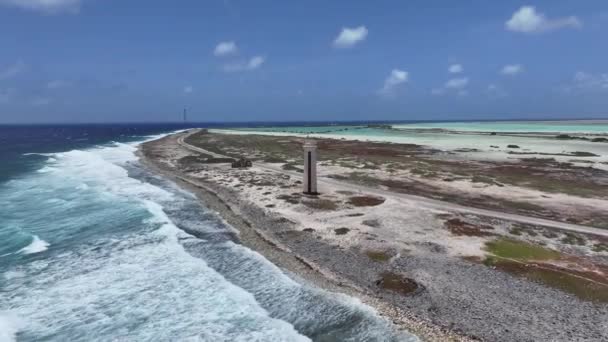 Vuurtoren Bonaire Kralendijk Bonaire Nederlandse Antillen Island Beach Blauwe Zee — Stockvideo