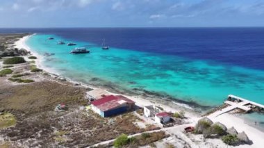 Klein Curacao Plajı, Hollanda, Willemstad Curacao. Plaj manzarası. Karayip Adası. Hollanda 'daki Willemstad Curacao. Deniz Burnu Açık Hava. Doğa Turizmi.