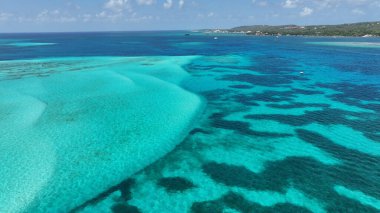San Andres Skyline San Andres Providencia Y Santa Catalina Kolombiya 'da. Kolombiya Karayip Sahili. Mavi Deniz Arkaplanı. San Andres Providencia 'da, Santa Catalina Kolombiya' da. Turizm Arazisi.