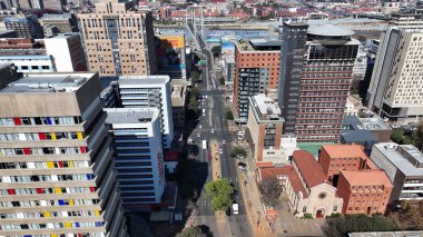 Johannesburg Skyline Güney Afrika 'da Johannesburg' da. Yüksek Binalar Peyzajı. Megacity Arkaplanı. Güney Afrika 'da Johannesburg' da. Şehir merkezinde. Şehir Açık Hava.