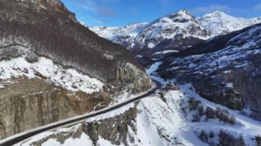 Arjantin 'in sonundaki Ushuaia' da Patagonya silueti. Karlı Dağlar. Buzul Manzarası. Arjantin 'in sonu. Kış Yolculuğu. Patagonya Ushuaia 'da Dünya' nın Sonu Arjantin 'de.