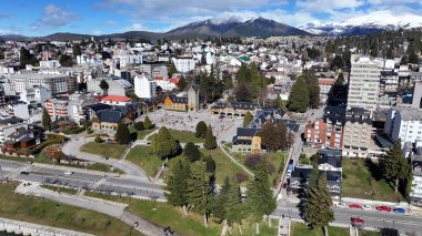 Rio Negro Arjantin Bariloche Şehir Merkezi. Ünlü Turistik Meydanı. Şehir merkezinde. Çarpıcı şehir manzarası. Rio Negro Arjantin Bariloche Şehir Merkezi.