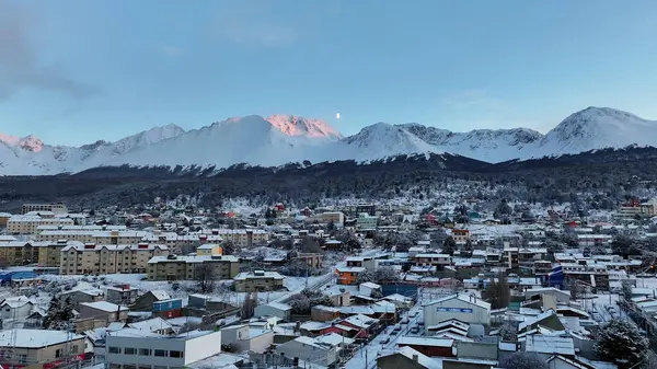 stock image Ushuaia Skyline At Ushuaia In Tierra Del Fuego Argentina. Snow Capped Mountain. Tourism Landmark. Nature Landscape. Ushuaia Skyline At Ushuaia In Tierra Del Fuego Argentina.