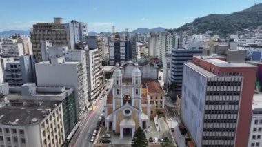 Santa Catarina Brezilya 'daki Florianopolis Katolik Kilisesi. Kilise manzarası. Din geçmişi. Seyahat güzergahı. Santa Catarina Brezilya 'daki Florianopolis Katolik Kilisesi. Manzara Binaları.