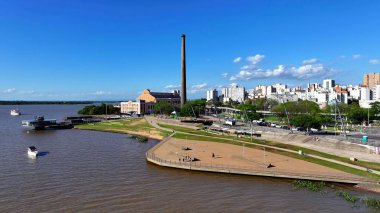 Rio Grande Do Sul Brezilya 'daki Porto Alegre' deki Gasometro binası. Landmark Binası. Şehir manzarası manzarası. Güzel Fabrika. Rio Grande Do Sul Brezilya 'daki Porto Alegre' deki Gasometro Binası.