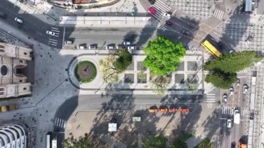 Curitiba Parana. Parana Brezilya 'daki Curitiba' da Tiradentes Meydanı. Turizm Tarihi Yer. Şehir merkezinde. Şehir peyzajı. Parana Brezilya 'daki Curitiba' da Tiradentes Meydanı. Ünlü Katedral.