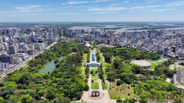 Porto Alegre Skyline Rio Grande Do Sul Brezilya 'daki Porto Alegre' de. Şehir merkezinde. Highrise Binaları. Güzel şehir Skyline. Porto Alegre Skyline Rio Grande Do Sul Brezilya 'daki Porto Alegre' de.
