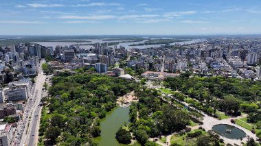 Porto Alegre Skyline Rio Grande Do Sul Brezilya 'daki Porto Alegre' de. Şehir merkezinde. Highrise Binaları. Güzel şehir Skyline. Porto Alegre Skyline Rio Grande Do Sul Brezilya 'daki Porto Alegre' de.