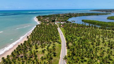Brezilya 'nın kuzeydoğusunda Alagoas Brezilya' da Japaratinga 'da gökyüzü. Karayip arka planı. Seyahat Manzarası. Tatil Varış Yeri. Kuzeydoğu Brezilya Skyline Japonya 'da Alagoas Brezilya' da.