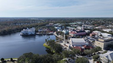Florida 'daki Lakeside Parkı' nda. Taşra manzarası. Doğa Parkı. Florida Birleşik Devletleri 'nde kutlama. Şehir merkezinde. Açık hava manzarası. Florida Kutlaması.