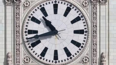 Illinois, Chicago 'daki Wrigley Binası. Highrise İnşaat Sahnesi. Şehir merkezi manzarası. Illinois 'deki Wrigley Binası. İş Bölgesi. Chicago Mimarlık Sahnesi.