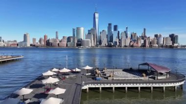 New York Skyline New York 'ta Manhattan' da. Highrise Binaları Sahnesi. Finans Bölgesi. New York Skyline, New York Birleşik Devletleri. Sahil Kenarı Manzarası.