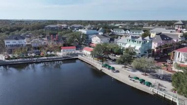 Florida Birleşik Devletleri 'nde Skyline' ı kutluyoruz. Lakeside Parkı. Front Caddesi Manzarası. Florida Birleşik Devletleri 'nde kutlama. Şehir merkezinde. Eğlence Mekânı. Florida Kutlaması.
