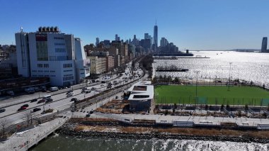 New York Skyline New York 'ta Manhattan' da. Şehir merkezinde göz kamaştırıcı. Turizm Tarihi Yer. New York Skyline, New York Birleşik Devletleri. Yükseklik Binaları.