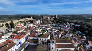 Portekiz 'in Leiria bölgesindeki Obidos Köyü' nde. Tarihi Köy. Ortaçağ mirası. Göz kamaştırıcı manzara. Portekiz 'in Leiria bölgesindeki Obidos Köyü' nde. Eski Şehir Manzarası.