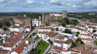 Leiria Portekiz 'deki Obidos' ta Obidos Skyline. Old Town Skyline 'da. Ortaçağ Köyü. Güzel şehir manzarası. Leiria Portekiz 'deki Obidos' ta Obidos Skyline. Kültür Geçmişi.