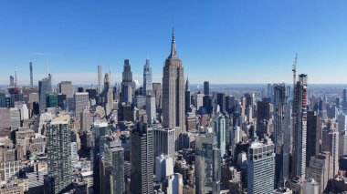 New York 'ta, Manhattan' da Empire State. Highrise Binaları Sahnesi. Güzel şehir manzarası. New York 'ta Empire State. İş Bölgesi Manzarası.