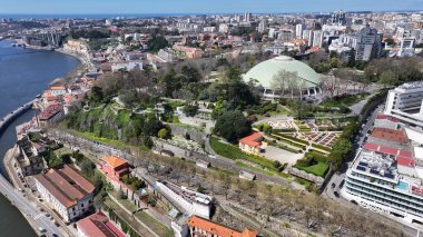 Porto Portekiz 'in Porto bölgesindeki Super Bock Arena' da. Doğa Parkı Sahnesi. Stadyum Sahnesi. Botanik Bahçesi Sahnesi. Portekiz 'in Porto bölgesindeki Super Bock Arena. Turizm Simgeleri.