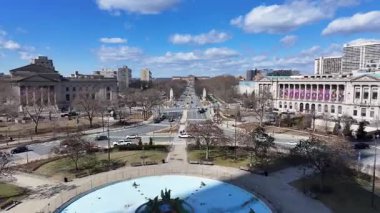 Philadelphia 'daki Philadelphia Sanat Müzesi, Amerika Birleşik Devletleri. Benjamin Franklin Parkway. Şehir merkezinde. Philadelphia Sanat Müzesi Pennsylvania Birleşik Devletlerinde. Kartpostal Sahnesi.