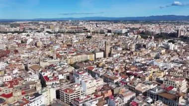 Valence Community İspanya 'da Valencia Skyline' da. Ortaçağ Binaları Sahnesi. Şehir merkezindeki şehir manzarası. Valence Community İspanya 'da Valencia. Kültür Mirası Skyline. Şehir Sahnesi.