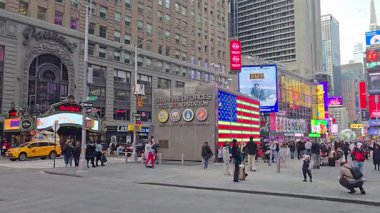 New York 'ta Manhattan' da çarpıcı Times Meydanı. Dünya Dönüm Noktası. Geleceğin Sahnesi. New York 'ta Times Meydanı. Çarpıcı Yükseklik Binaları.