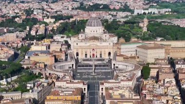 Vatikan Roma 'da Lazio İtalya' da. San Pedro Bazilikası Manzaranın üstünde. Katolik Kilisesi. Vatikan Roma 'da Lazio İtalya' da. San Pedro Meydanı Sahnesi. Dini geçmiş. Roma Skyline.