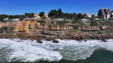 Cascais Skyline Lizbon 'un Cascais bölgesinde. Sahil Skyline. Doğa manzarası. Yaz Gezisi. Cascais Skyline Lizbon 'un Cascais bölgesinde. Tropikal Manzara.