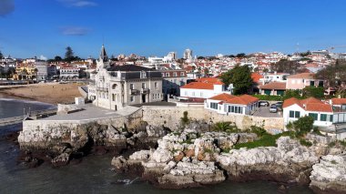 Lizbon 'un Cascais bölgesindeki Seixas Sarayı. Coastal City. Doğa manzarası. Plaj manzarası. Lizbon Portekiz 'in Cascais bölgesindeki Seixas Sarayı.