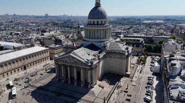 Fransa 'daki Paris Ile De France Pantheon' da. Güzel tapınak. Pantheon Paris Manzarası. Fransa 'nın Ile de France şehrinde, Paris' te. Zorlayıcı İnşaat. Kültür Mirası.